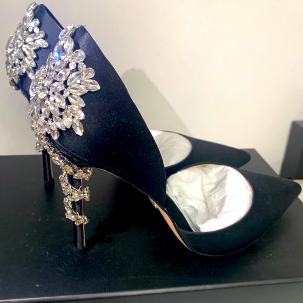 Badgley Mischka Vogue Satin Pumps
